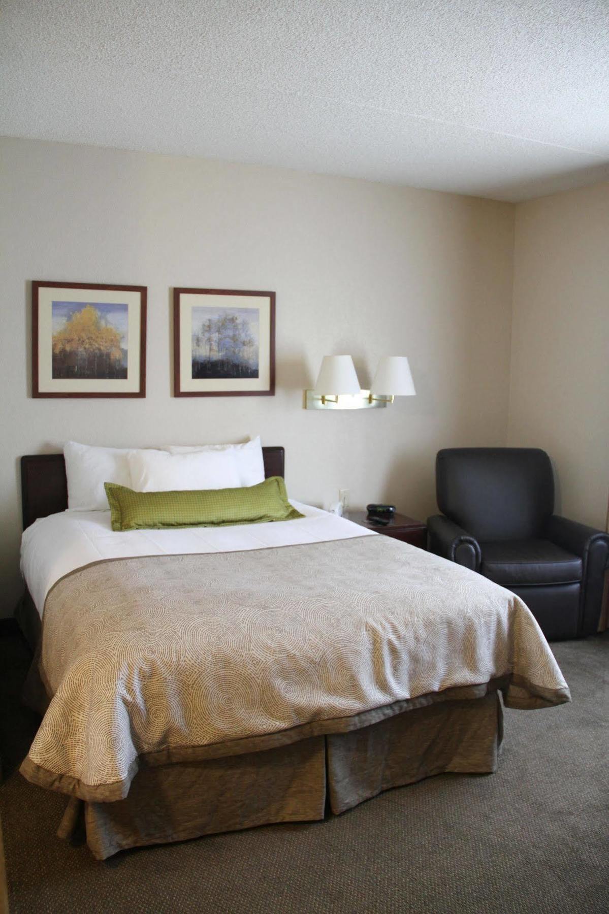 Candlewood Suites - Columbus, An Ihg Hotel Ngoại thất bức ảnh